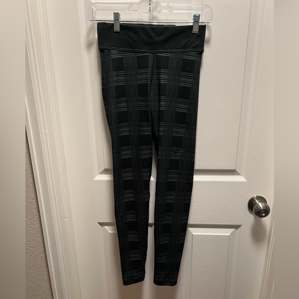 NEW‎ Nike | Pro Dri-FIT Women's Hyperwarm Plaid Tights DD6525-010 Sz S